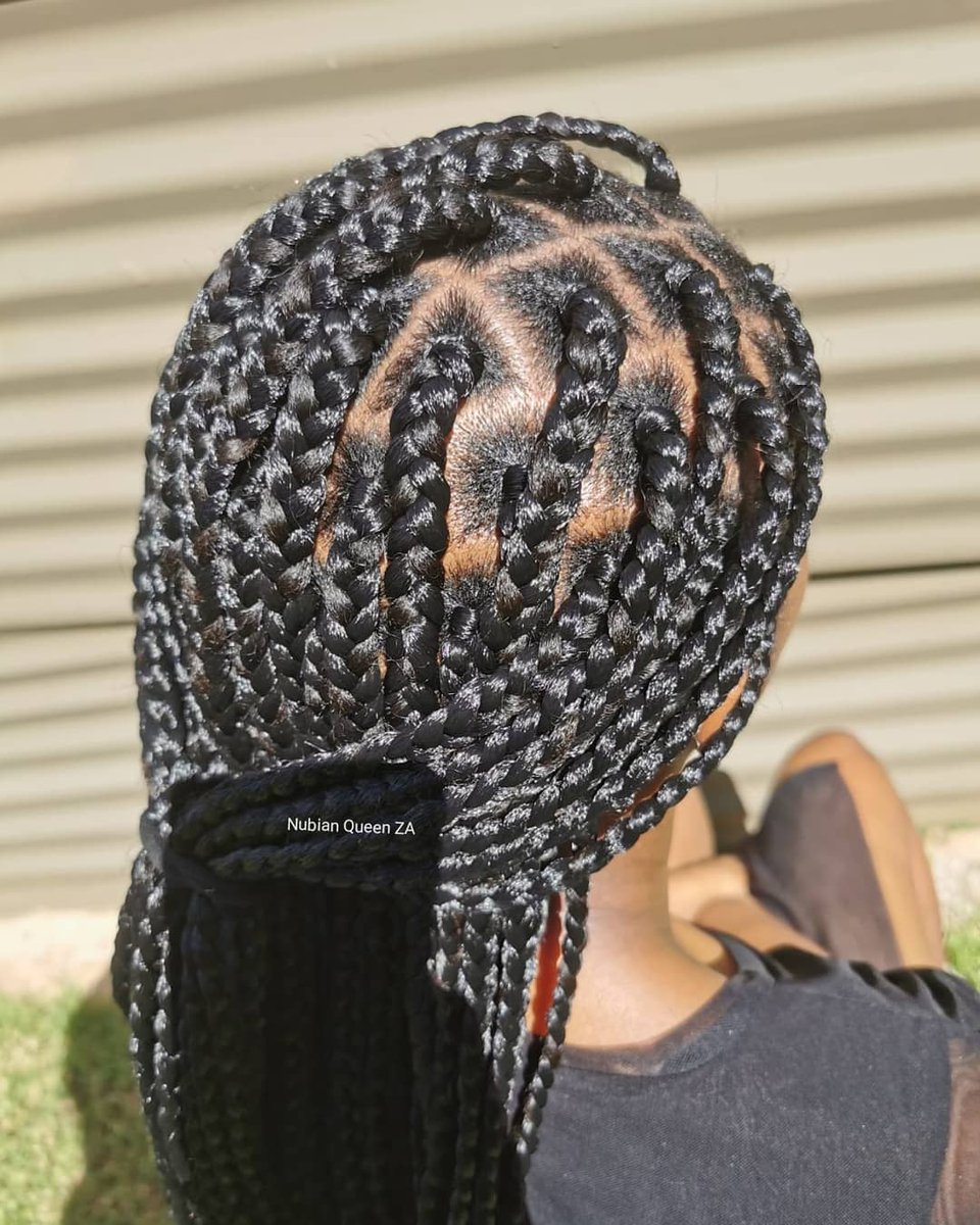 NubianQueenZA's tweet photo. πΈ Long length braids for only R400 πΈ
π 084 647 5252 to schedule your appointment with us
NB:Bookings are essential
WE DO HOUSE CALLS
#bloem #Bloemfontein #GirlTalkZA #GirlsTalkZA #GirlBuyZA #BloemTwitter #HairPlugSA #mobilesalon #freestate #housecalls https://t.co/af7aGnAz2s