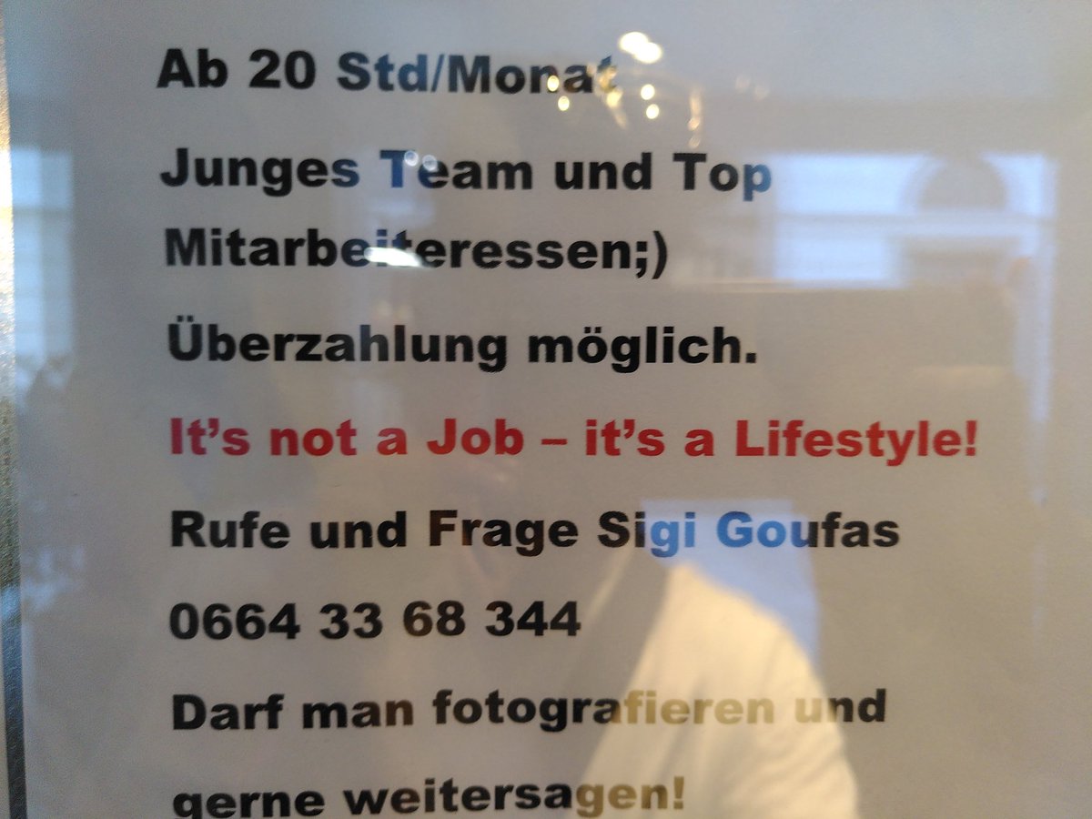 MarzingerMartin's tweet photo. It's Not a Job - it's a Lifestyle!

Schrift- und Ästhetik-Recherche:
Grotesk, Bold, Emoticon, unterschiedliche Zeilenabstände, aktive Auszeichnung;
Weiß(er Hintergrund) trifft auf Schwarz(e Schrift) und Rot(e Auszeichnung);

#Linz #viskom #typedaily #parttimejob

@typedailytype https://t.co/QI0Xsn5W4y