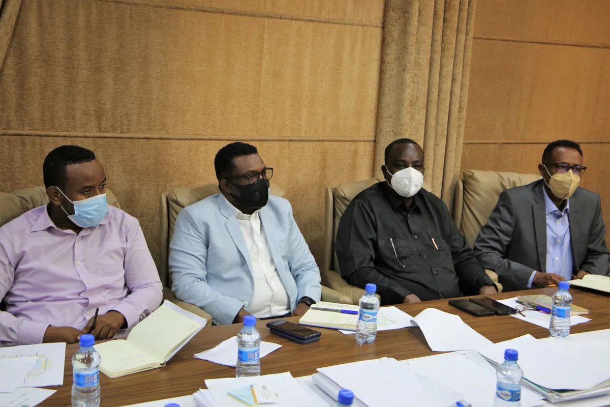 The Minister of Finance Dr.Abdurahman Du’alle has held a meeting with the directors &amp; tax officers of the Ministry of Finance, they discussed about the current revenue &amp; the impacts of Covid19 to the domestic revenue,they deeply focused on strategies of boosting domestic revenues