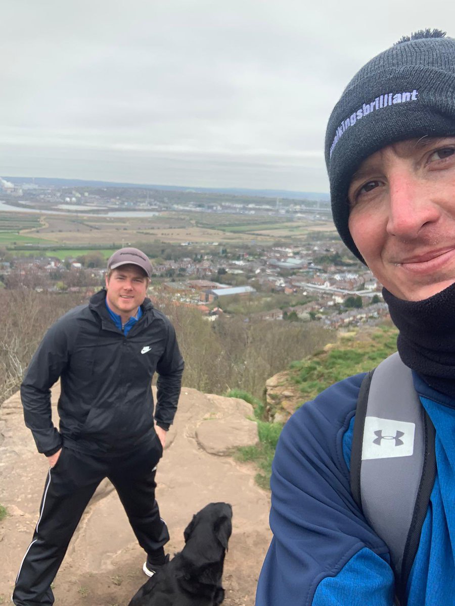 NeilMellor33's tweet photo. 90mins morning walk catching up with @ChrisKirkland43 π #walkingsbrilliant #9k #kirkypace #lotsofhills https://t.co/JbTnbQZ10z