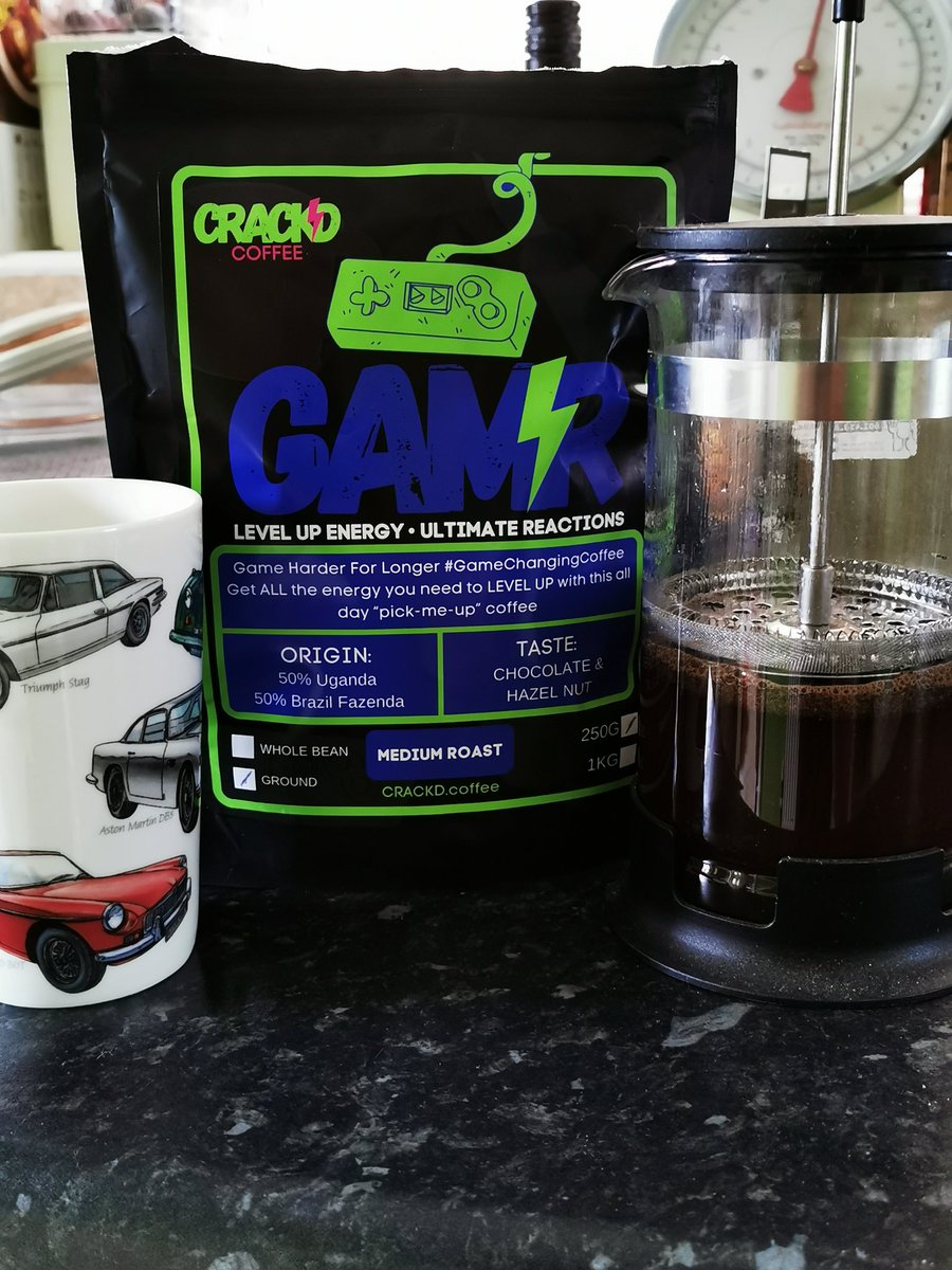 GeraldGiraffe0's tweet photo. Just arrived and trying my first drink of Gamr coffee @CRACKDCoffee @MrAtomicDuck
#GameChangingCoffee https://t.co/fWdOjepwSO