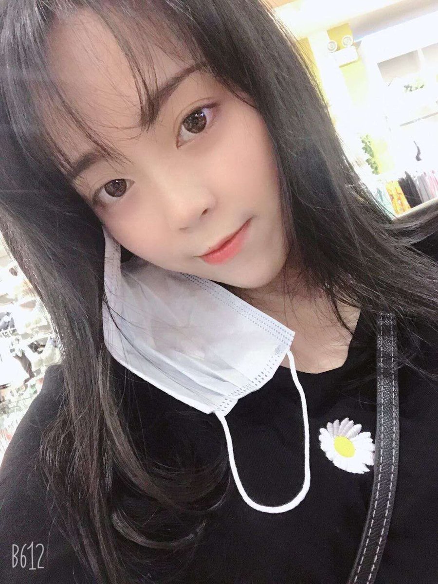 Limengm40407998's tweet photo. 23岁 162cm 广州 #广州 #广州美女 #同城交友 https://t.co/Kq7EIxqOJR