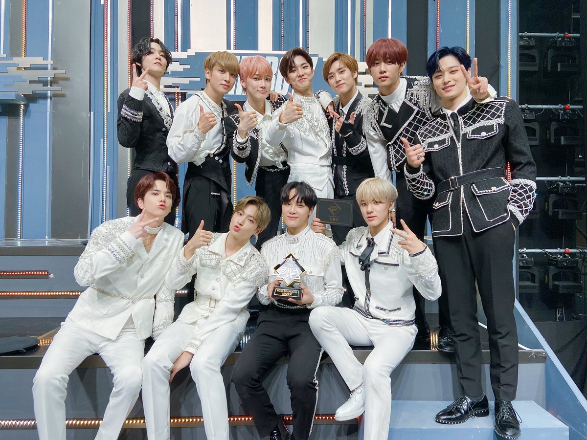 forjukyu's tweet photo. CAN WE GIVE THEM THEIR SECOND KINGDOM TROPHY? THE BOYZ LET’S GET IT!!!

WELCOME TO OUR KINGDOM
#더보이즈_킹덤우승_가보자고 
@WE_THE_BOYZ https://t.co/VzT6OK38gY