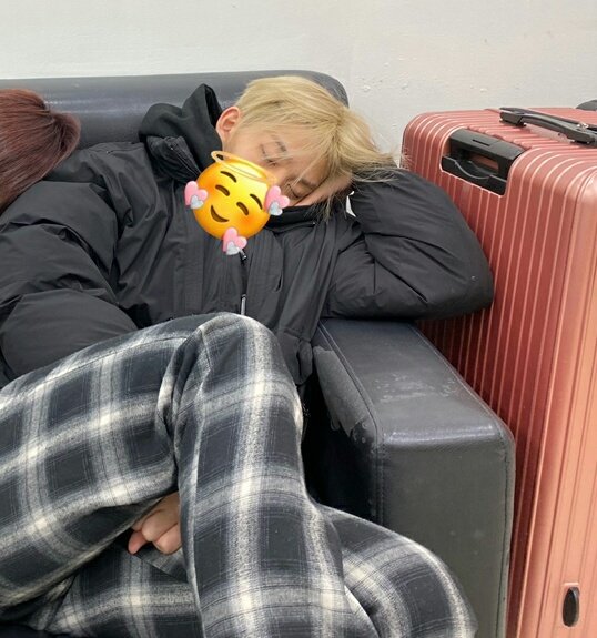 cutiekiyowo's tweet photo. Couple pants😘

#baejinyoung #parkjihoon #deepwink #winkdeep https://t.co/0UQ7or5uKL