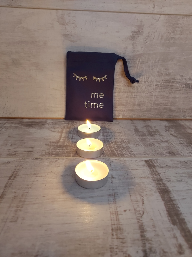 olgannabags's tweet photo. Mindfulness and wellbeing gifts to encourage relaxation and calm.
Lovely to send to a stressed out friend.
These are £5 and available in the Etsy shop -
https://t.co/w80AhDJHnH
#Womeninbiz #UKEtsyHour #wellbeing #relax #craftbizparty https://t.co/6fiWGP2ZmH