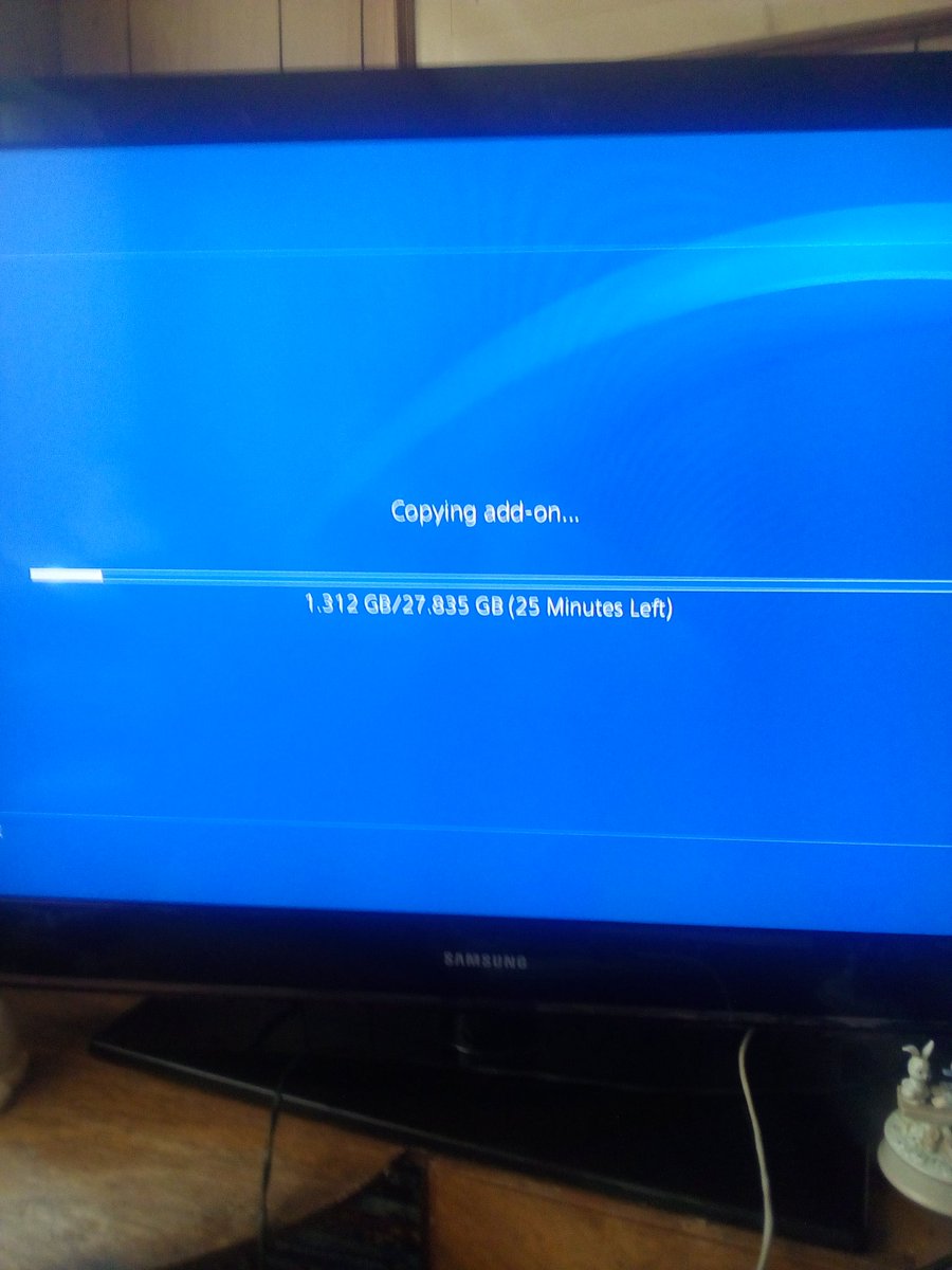 KalikoMr's tweet image. #cod #ModernWarfare #codupdate fuck me, what a fuck up!! Unistalled everything COD/MW/WARZONE to reinstall. 2 hours later, all the add ons etc done, put disc in and still this!!! 😡