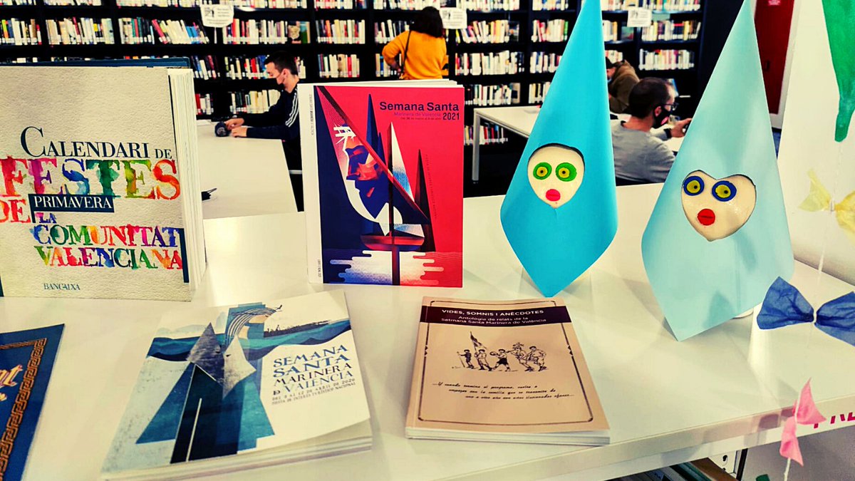 Comencen les Pasqües i un mes mooolt atrafegat. No tens ganes?😍 

Si t'entra una mica de "mono" de Setmana Santa, tenim algunes lectures que poden interessar-te. 

🔝📘 Estes són una donació de la <a href="/jmssmv/">Junta Mayor Semana Santa Marinera de València</a>  i les pots trobar a la Biblioteca Clara Santiró i Font. 

#DijousSant