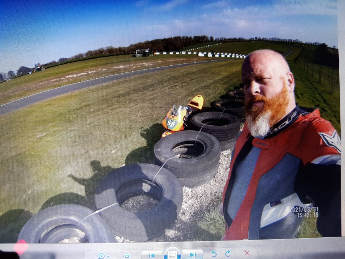 PobsportRacing's tweet photo. @CadwellPark So pretty yesterday, I had to stop and take a pic with my video camera (low quality pic taken from laptop screen )
#flatbattery #totalloss #schoolboyerror #shouldknowbetter #beautifulcadwell @parkstraight #longwalkback #walkofshame https://t.co/U1KHRz8Wkr