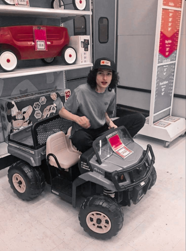 pride_reddie's tweet photo. Queria dizer com muito orgulho que hoje parei de me iludir com o Finn Wolfhard.....
Pena que hoje é dia da mentira https://t.co/r6IuRyagkV