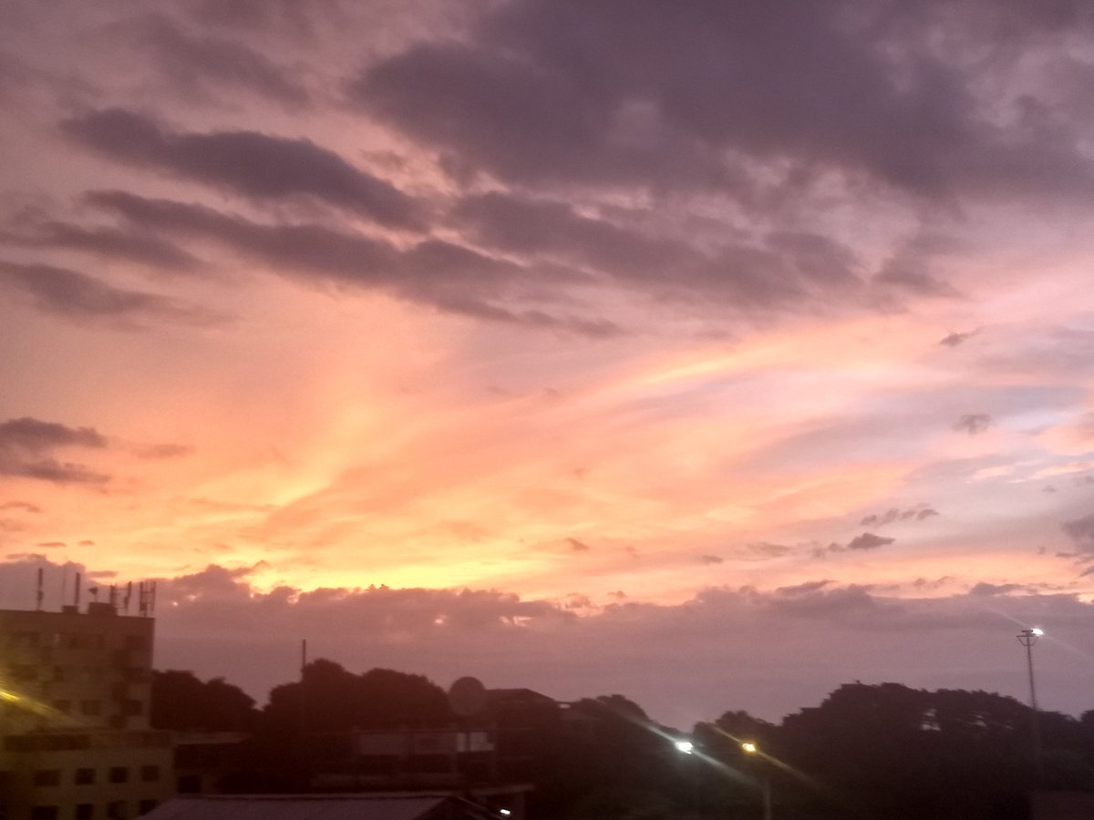 Edullano's tweet photo. Ama necio. #Amanecer #CaliCo #AmoCali https://t.co/umF0bws2DF