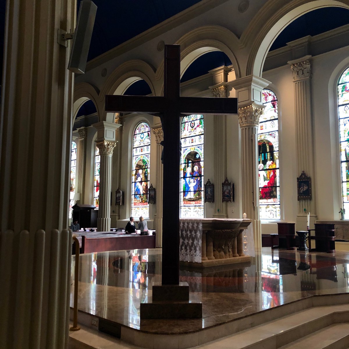 Joeinblack's tweet photo. He washed feet that would run from him.
He knew they would deny &amp; abandon Him &amp; He served them like a slave.
He gave all of Himself to the one who betrayed Him.
Then, He told us that we must do the same.
Let this truth transform your life.
#holythursday 
#talkedtotheboss https://t.co/lEwCkSUX3q