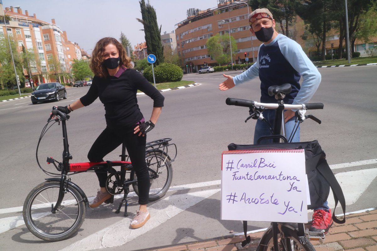 cicloviarganda's tweet photo. #CarrilBiciFuenteCarrantonaYa
#RedCiclistaYa
#ArcoEsteYa
Red ciclista contínua en Arco Este en toda Fuente Carrantona.
Más espacio para la bicicleta. https://t.co/8Vaiuvf64U
