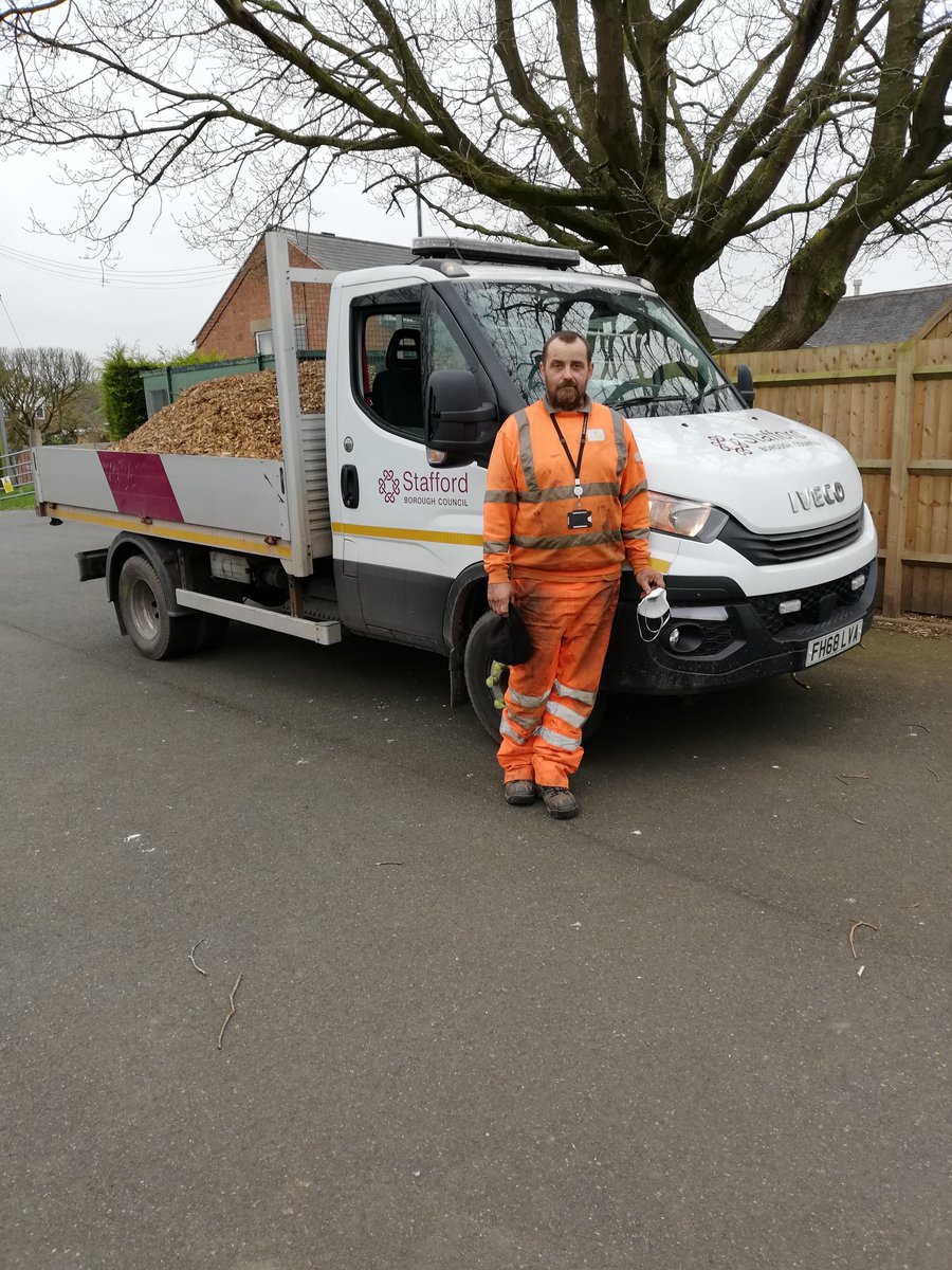 StLeonardsDunst's tweet photo. Thank you @Staffordbc for your very kind donation of bark for us to use around school 👍 #forestschool #smallschool #dunston #Staffordshire https://t.co/zMSCxWztVA