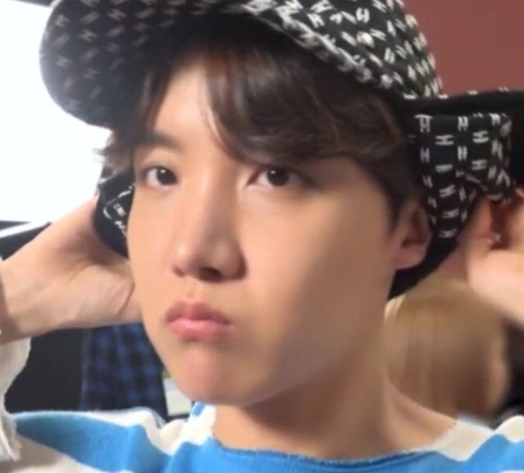 vopethinker's tweet image. morning :P #devasted