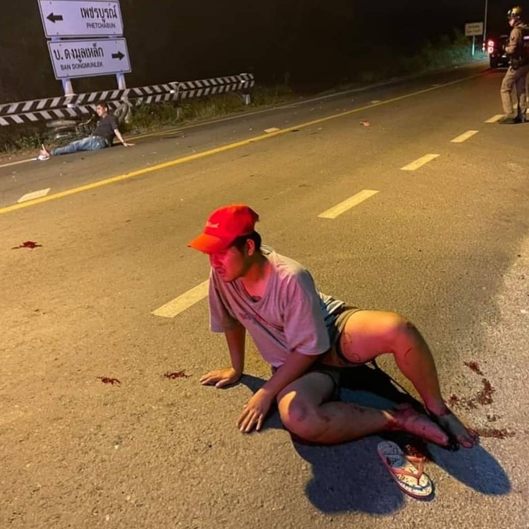 stevekaposi's tweet photo. #Bikecrashes &amp; victims in #Thailand!

https://t.co/3mBXRf6amF
#Bangkok #ThailandNews #SteveKThailand #TACSThailand #ThailandWatch #DiscoverThailand #AmazingThailand #BikeCrashThailand #GruesomeThailand #roadaccidents #baddriving #RoadAccidentsThailand #ThaiCrazyAccidents https://t.co/8TlHJIcyUq