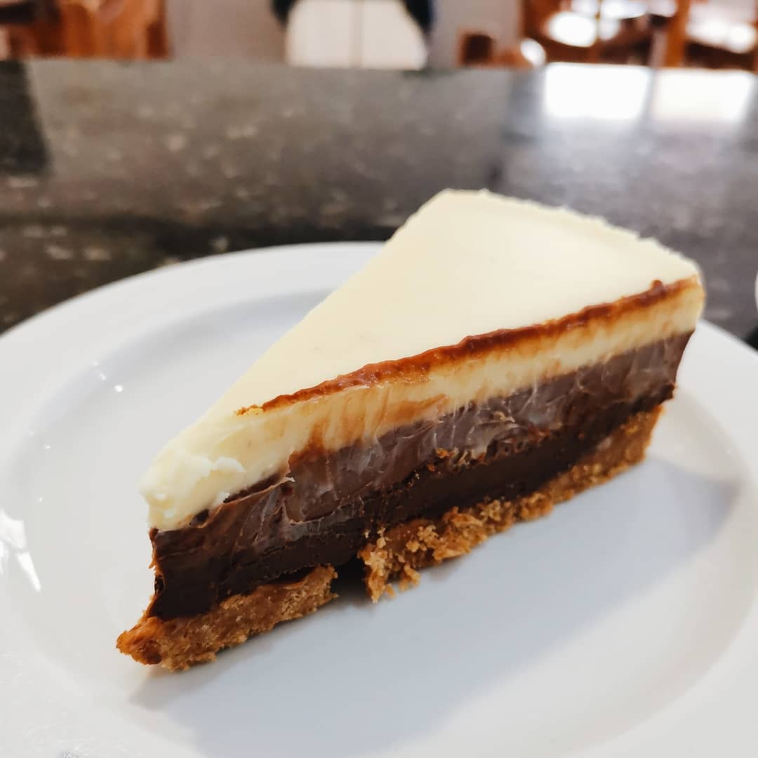 queicopostres's tweet photo. La semana pasada tuvimos cosas deliciosas, pero lo que vamos a tener este finde de semana santa, es de otro nivel ✨ te esperamos 🌟
#badajoz #singluten #glutenfree #sinlactosa #dairyfree #cafeteriasingluten #cafeteria #movimientoceliaco #celiaquia #foodblogfeed https://t.co/1yojUTq3jb
