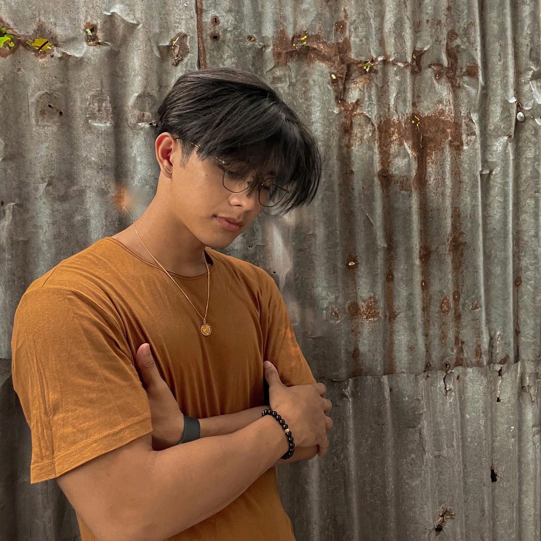 _jeffmoses's tweet photo. 22nd 🙌🏻 
•
bracelet from @ornstal 🖤

#blessed #birthday #pinoy #model https://t.co/zNOphxeSx0