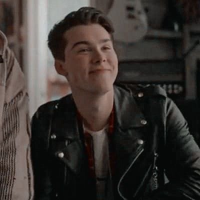 jatplovesyou's tweet image. good morning everyone &amp;lt;33 i hope you all have an amazing day :) reggie loves you and is so proud of you!!