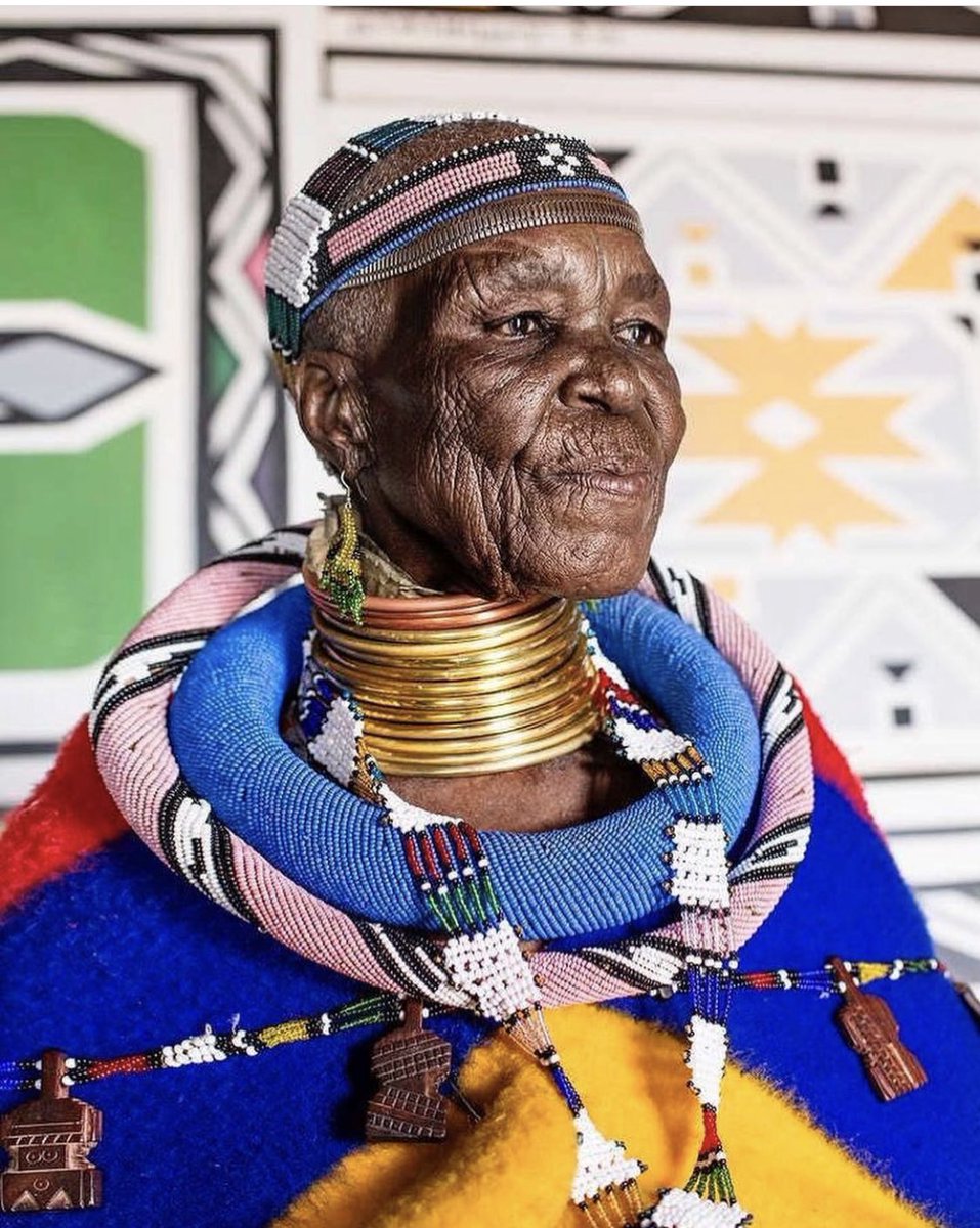 IamMzilikazi's tweet photo. AFRIKA: All things bright and beautiful #LivingColours 21 https://t.co/Q8hL2NhC6Q