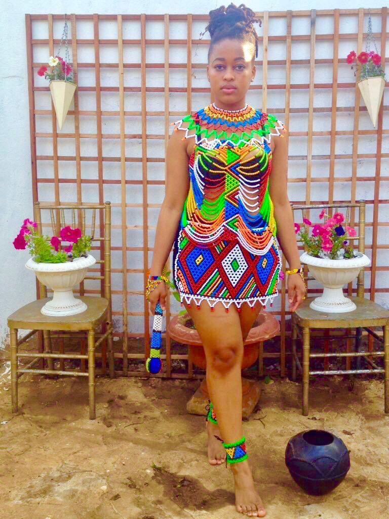 IamMzilikazi's tweet photo. AFRIKA: All things bright and beautiful #LivingColours 22 https://t.co/BT93cbHaWI