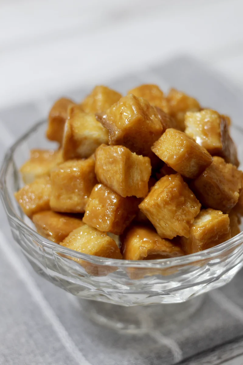 食パンがまるでキャラメルポップコーンのように？！食パンを使ったおやつレシピ！