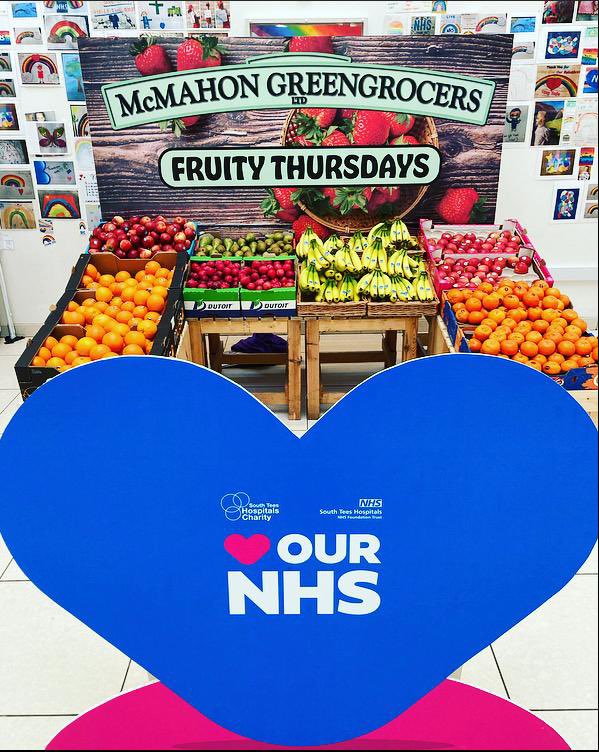 It's Fruity Thursday @SouthTees! Free healthy treats for all James Cook, Friarage and community #steesSTAFF today! Thank you @NHSCharities for funding 
💙🍊🍐🍌🍎🍏👏👏