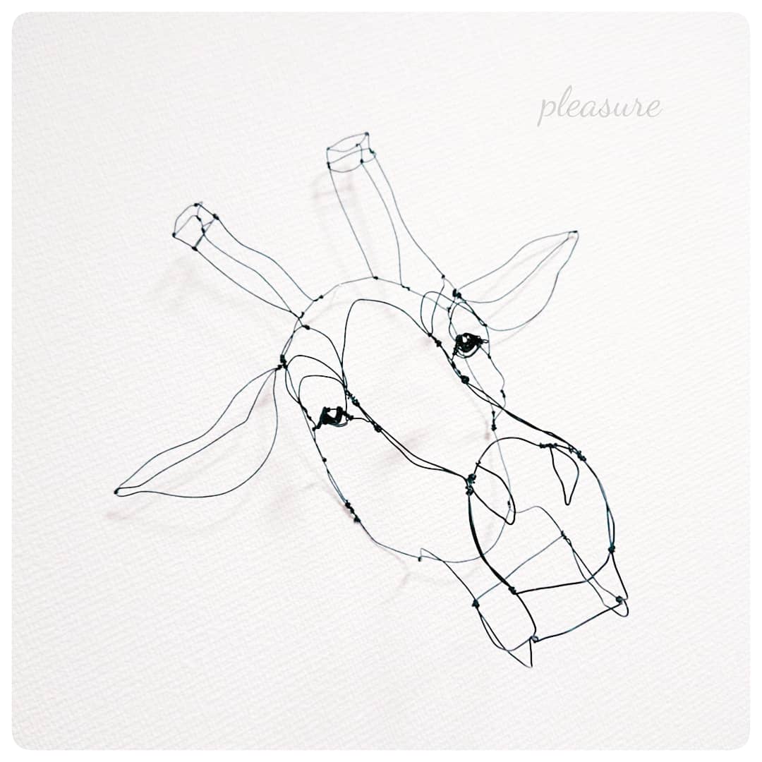 Pleasure Cm ワイヤーアート ワイヤーアート キリンさん ワイヤーアート ワイヤークラフト 針金アート キリン きりん 動物 動物すきな人と繋がりたい ハンドメイド ミンネ Minne クリーマ Creema Pleasure Cm ワイヤーアート ワイヤーアート キリンさん ワイヤーアート ワイヤークラフト 針金アート キリン きりん 動物 動物すきな人と繋がりたい ハンドメイド ミンネ Minne クリーマ Creema