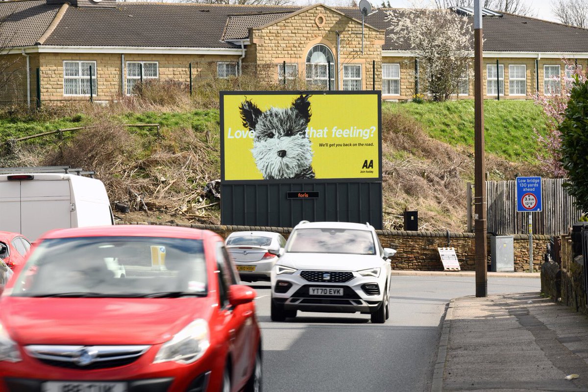 forisdooh's tweet photo. “Love that feeling?” We also love the fantastic creative on our digital screens @TheAA_UK @Goodstuffers @TalonOOH #BackOnTheRoad #DOOH #OOH https://t.co/IUFqzcCoNb
