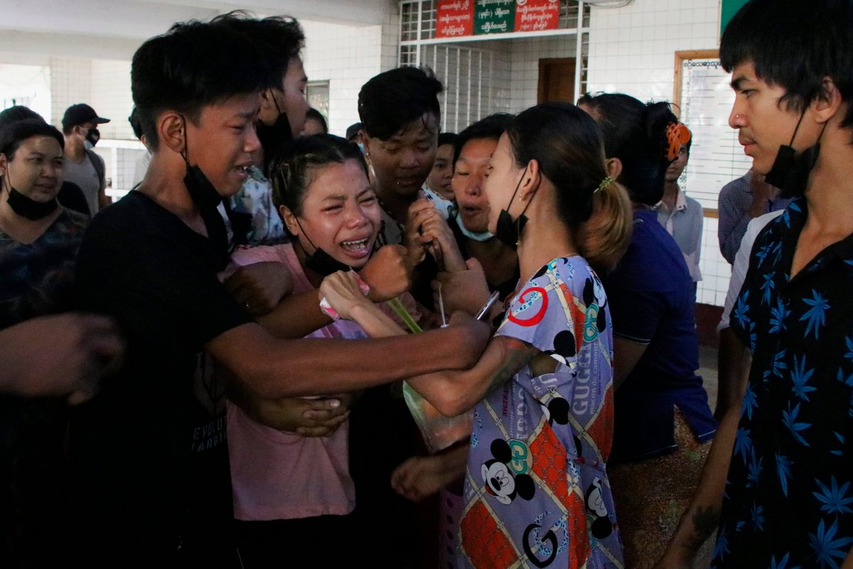 ajplus's tweet photo. Myanmar security forces have killed up to 43 children since the coup, reports @SaveTheChildren: "Myanmar is no longer a safe place for children."

They reportedly include:
▪️ 5-year-old boy
▪️ 7-year-old girl killed as police raided her home
▪️ at least 1 young boy shot in head https://t.co/qXHGEdhu1b