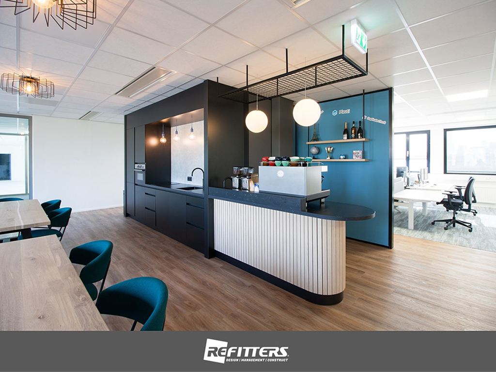 Refitters_'s tweet image. Neem eens een kijkje bij @Plautibv in Arnhem. Ontworpen en gerealiseerd door @Refitters_ : refitters.nl/portfolio/  #projectmanagement #interior #design #kantoor #office #inspiratie