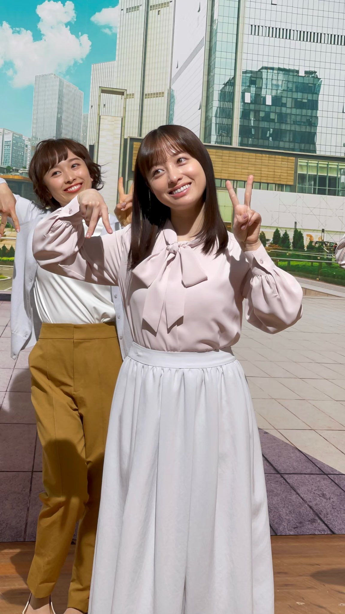 橋本環奈 Aoyamaはwでいい Wピースダンス 洋服の青山の新cmが放送になりました Aoyamaダンス踊りました 曲が頭から離れない 皆さんもぜひ一緒に踊ってみてください T Co Lwgkleyksm 洋服の青山 T Co 0qtbp4xouq 橋本環奈 Aoyamaはwでいい Wピースダンス 洋服の青山の新cmが放送になりました Aoyamaダンス踊りました 曲が頭から離れない 皆さんもぜひ一緒に踊ってみてください T Co Lwgkleyksm 洋服の青山 T Co 0qtbp4xouq