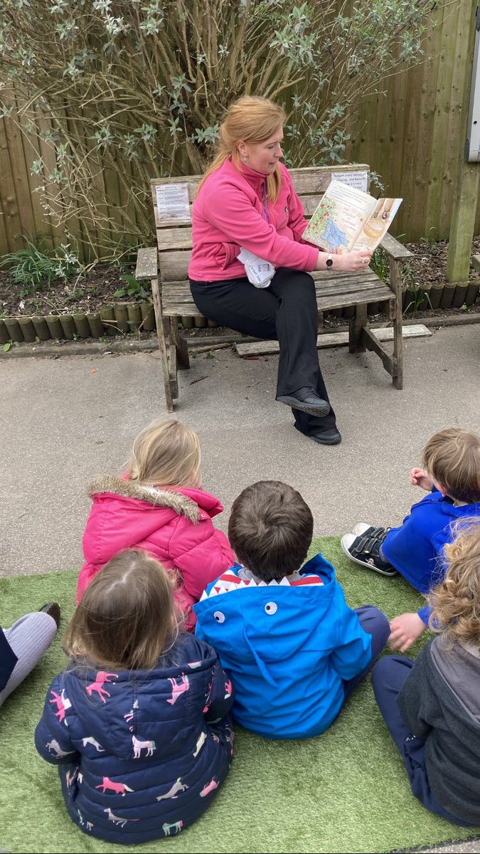 DonePre's tweet photo. Lovely visit from the Easter Bunny today! 🐰 Have a great Easter weekend all our fabulous children 🐣 https://t.co/xZtDbBC3lJ
