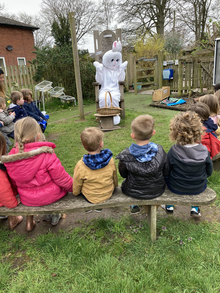 DonePre's tweet photo. Lovely visit from the Easter Bunny today! 🐰 Have a great Easter weekend all our fabulous children 🐣 https://t.co/xZtDbBC3lJ