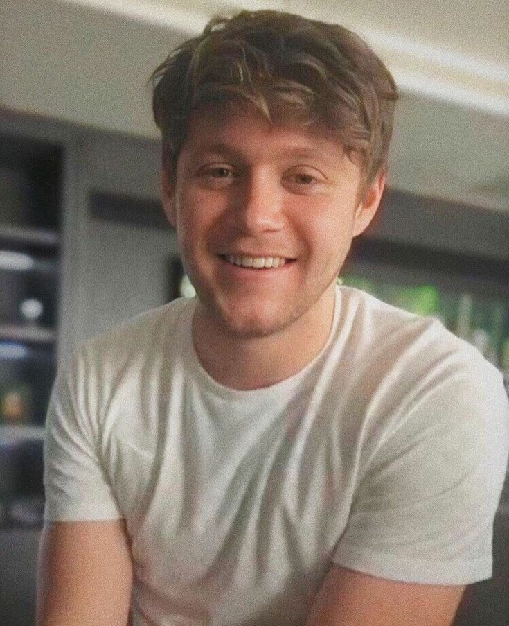 Maria03679757's tweet photo. #streamHeartBreakWeather
#StreamHBW
@NiallOfficial https://t.co/4gUJRmoov4