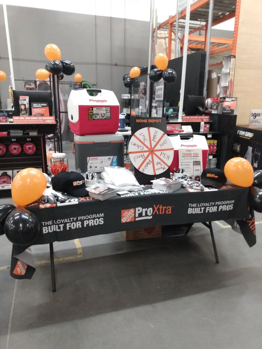 Mariemrtz24's tweet photo. 6832 Celebrating our Pro's! Spin the wheel for a prize. #PowerOfTheGulf  @THDJaime @jreed4401 @OrangeBlooded02 @DRJAYHAWKER1 https://t.co/By1s2ZxNzm