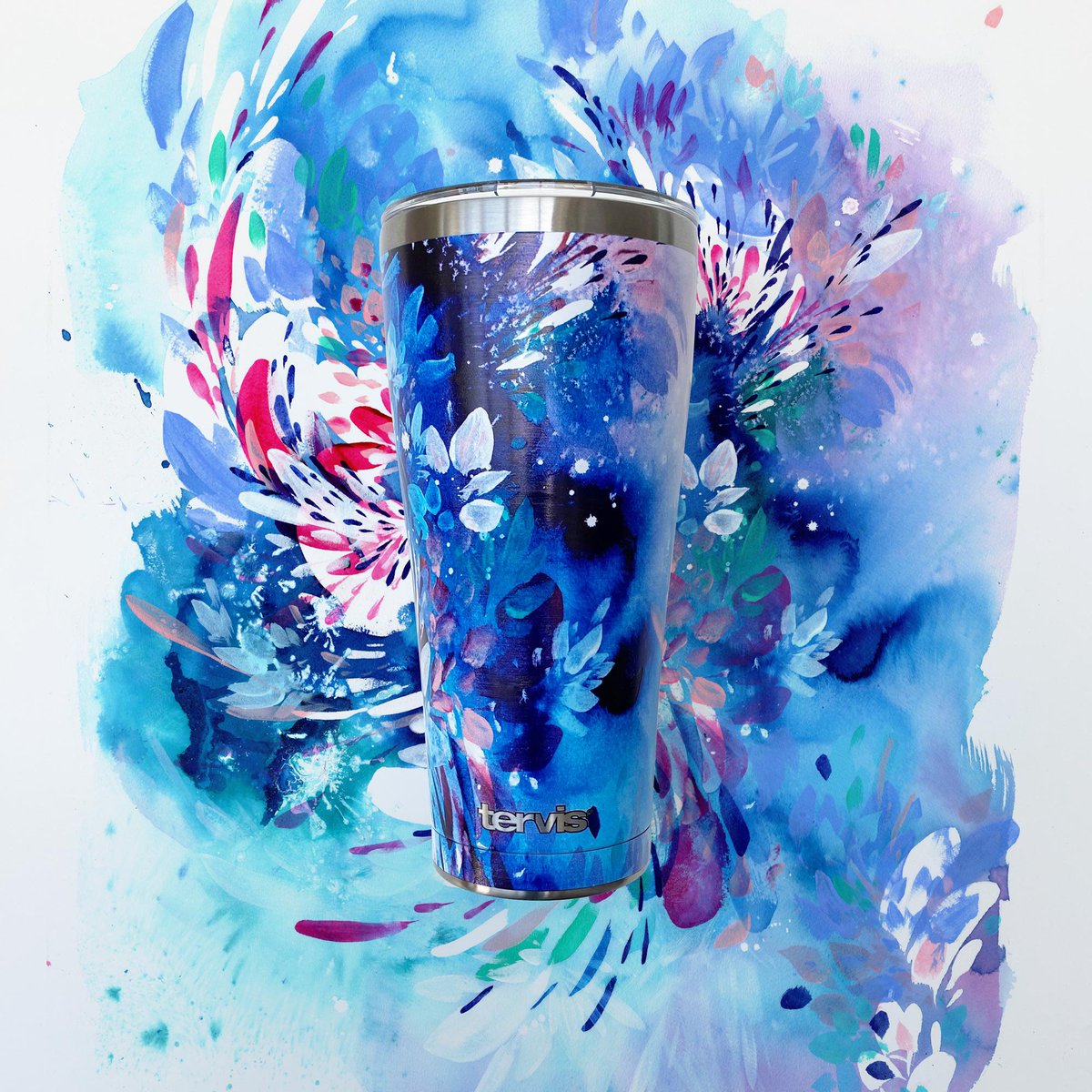 TervisTumbler's tweet photo. From canvas to Tervis: Ingrid Sanchez of @creativeingrid personifies why we love to support and collaborate with artist-entrepreneurs (and not just during Women's History Month)! 

Shop CreativeIngrid here: https://t.co/uzItURUnDP

#CreativeIngrid #Tervis #WomensHistoryMonth https://t.co/H4dSi2XT6L