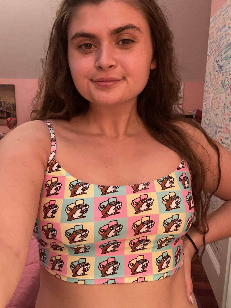 Marrr_k's tweet photo. Forget hot girl summer, it’s hot beaver summer this year☀️🪵 https://t.co/xhkvEiP7mI