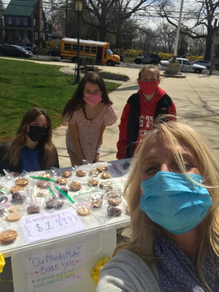 HMHS_OMM_Club's tweet photo. Thank you to everyone who helped out with and donated to the bake sale! @DanaReganata https://t.co/K3o7Bq3SnH