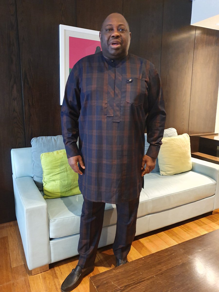 DeleMomodu's tweet photo. You should love yourself, the way I love myself... https://t.co/C5CsmjHhEj