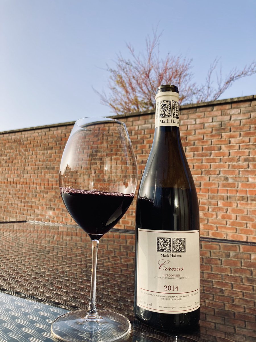 AngieYWine tweet media