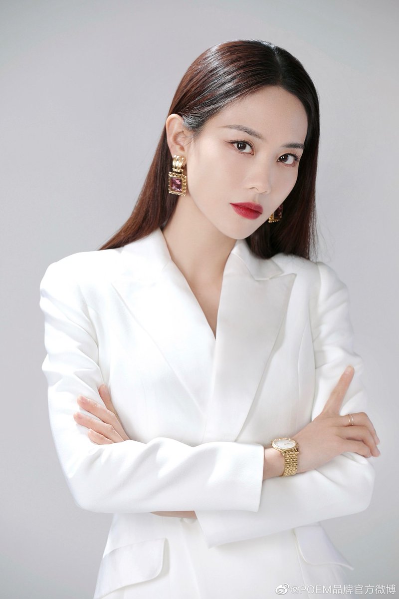 KiingFFei's tweet photo. #Poem #็้้ #fei #missA #๋ฏธ์ฐ์์ด #missafei #ff0427 #wangfeifei #ํ์ด #helloย #ไน้ฃ็ ดๆตช็ๅงๅง https://t.co/kDO3SthpFz