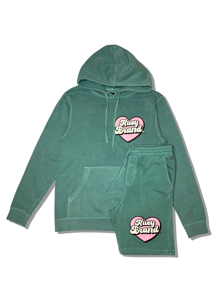 HUEYBRAND's tweet photo. *NEW* Mint Green HUEYBRAND®️ “MADD LOVE” Hooded Short Set available today online and instore! 

*items NOT sold separately*

Color Detail:  Mint Green, Black, Soft Pink + White

Sizes: XS-2X

*Fits True To Size*
(purchase one size down for a slimmer fit)

Today’s Hours: 1-7pm https://t.co/lEq1BjgZw2