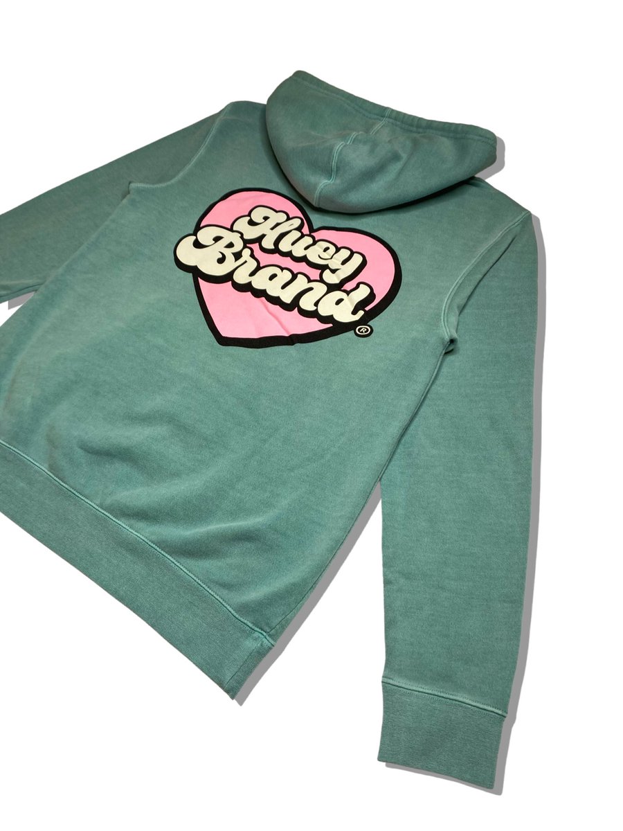 HUEYBRAND's tweet photo. *NEW* Mint Green HUEYBRAND®️ “MADD LOVE” Hooded Short Set available today online and instore! 

*items NOT sold separately*

Color Detail:  Mint Green, Black, Soft Pink + White

Sizes: XS-2X

*Fits True To Size*
(purchase one size down for a slimmer fit)

Today’s Hours: 1-7pm https://t.co/lEq1BjgZw2