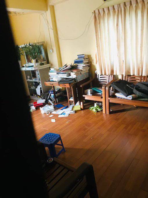 Terrorist forces raided two houses at HlaingMyintMo Housing, Hlaing Township. They also destroyed the CCTV cameras not to leave any evidence of their atrocities.
SUPPORT FEDERAL ARMY 
#WhatsHappeningInMyanmar
#Apr1Coup