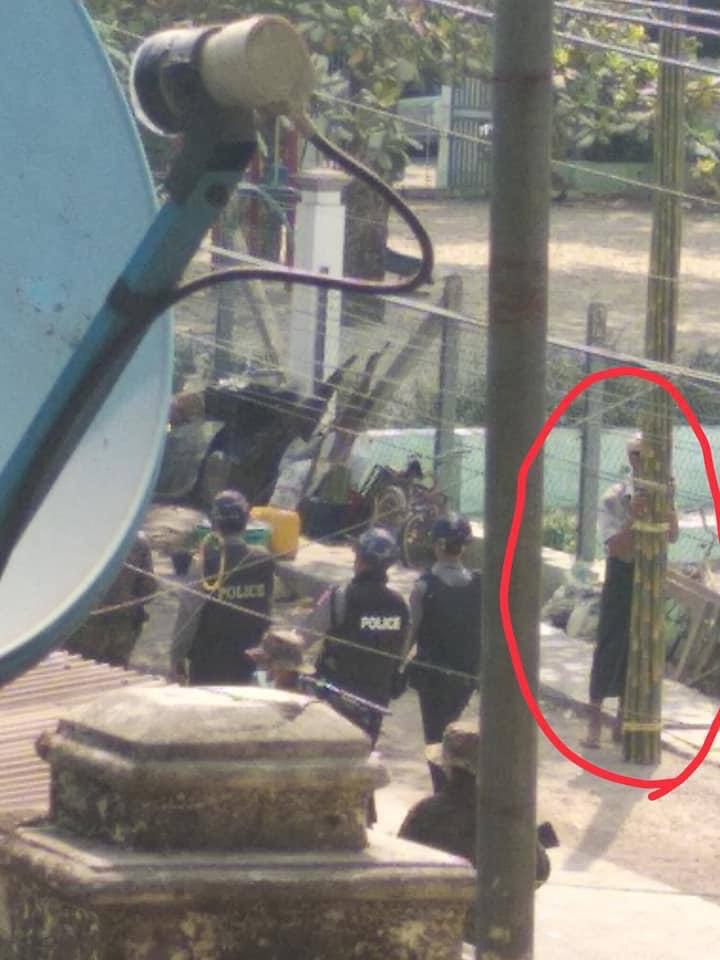 The bamboo stick seller covers himself with bamboo to protect from Junta’s threat. Imagine we are living with this much fear every day. Save us, hear us before all the Internet shut down.
SUPPORT FEDERAL ARMY
#WhatsHappeningInMyanmar 
#Apr1Coup 
#OpCCP
