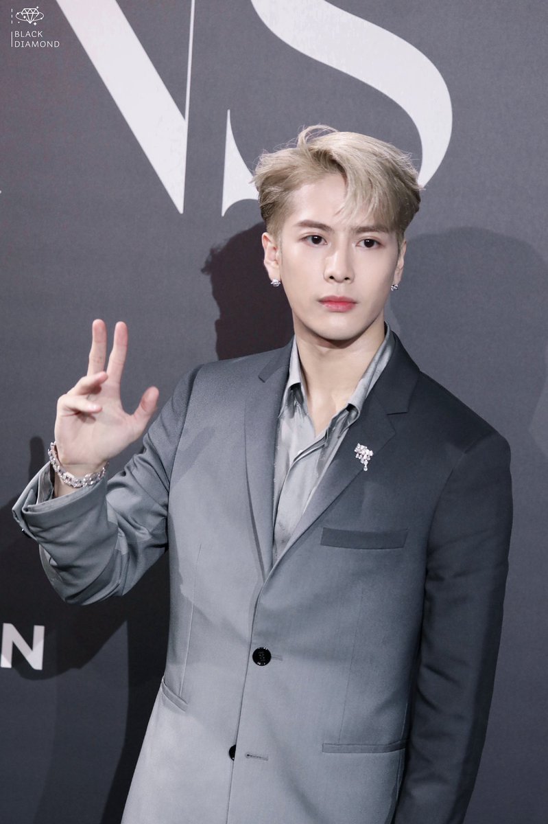 sneakyseunie's tweet photo. gonna tell my future kids that he's the real life Ken doll https://t.co/gfzJHfR4z1