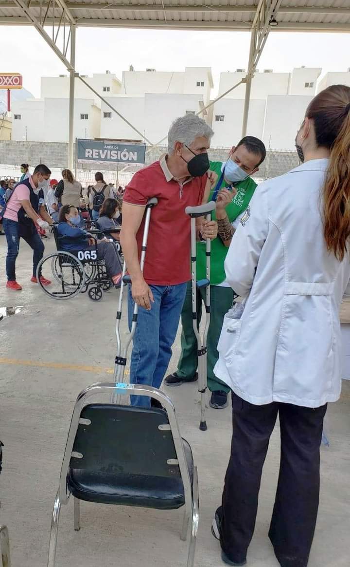 TucaFerretti_'s tweet photo. Vayan a vacunaghse.... https://t.co/Jk3OcHW6BD