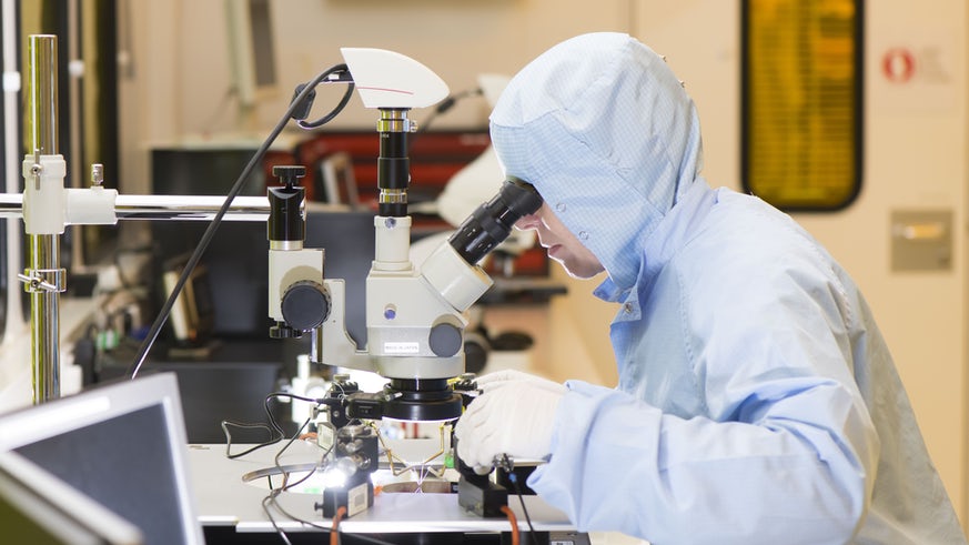 cardiffuni's tweet photo. A £1.8m project backed by Welsh Government’s #SMARTExpertise programme will help the world’s first Compound Semiconductor cluster solve real-world industry challenges and bring economic benefits to Wales.

https://t.co/YgnFHtd3d5 https://t.co/efSUo8E45k