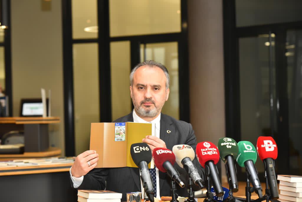 Alinur Aktaş