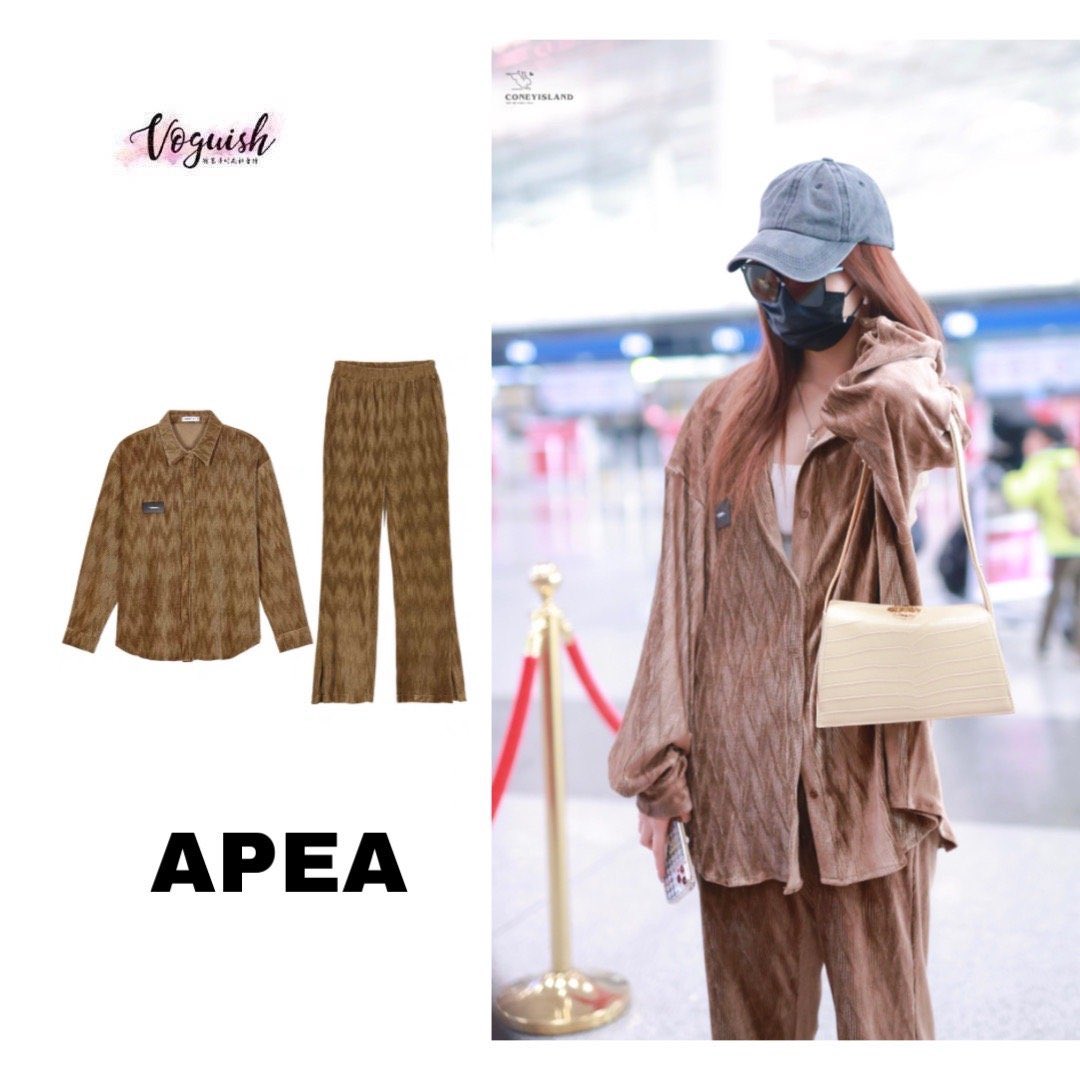 VoguishY's tweet photo. Clothes｜APEA
BAG｜Songmont｜@ Songmont 
Shoes｜Stuart_Weitzman ｜@StuartWeitzman 
Cap｜Raucohouse｜@ raucohouse

Cr：@ ConeyIsland_徐艺洋 

 #xuyiyang #徐藝洋 #YIYANG  #fashion #Chuang2020 #yiyang #xyy #이양  #徐艺洋 #艺洋 #Gravity #Pierrot #superpower https://t.co/ufwZCkBowm